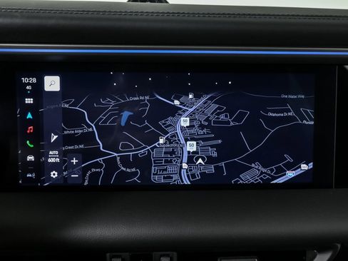 New 2025 Porsche Macan 4 Electric image 15