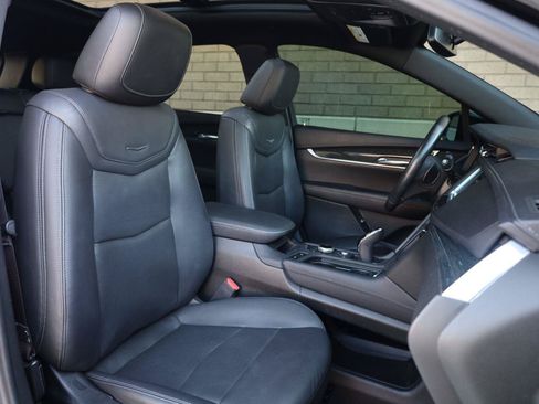 Used 2021 Cadillac XT5 Premium Luxury FWD image 29