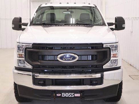 Certified 2022 Ford F350 XL w/ Power Equipment Group image 4