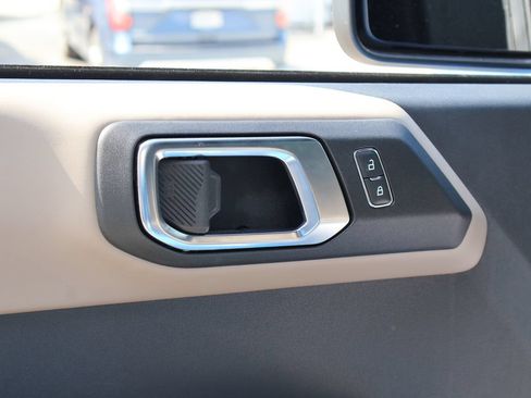 Used 2024 Ford Bronco Wildtrak AWD/4WD image 21