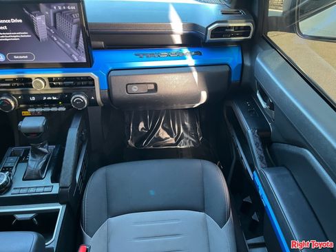 Used 2024 Toyota Tacoma TRD Off-Road w/ TRD Off Road Upgrade Package AWD/4WD image 19