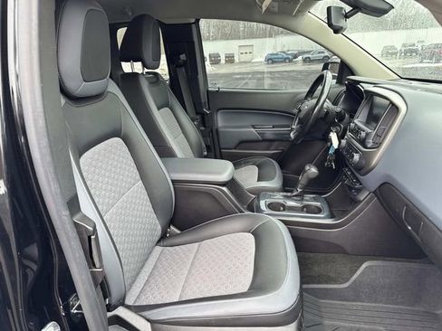 Used 2016 Chevrolet Colorado Z71 w/ Z71 Midnight Edition image 29