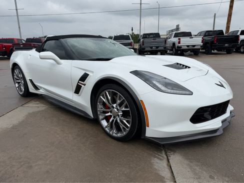 Used 2017 Chevrolet Corvette Grand Sport RWD image 4