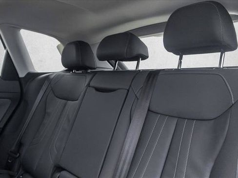 New 2026 Audi Q3 quattro 2.0T AWD/4WD image 22