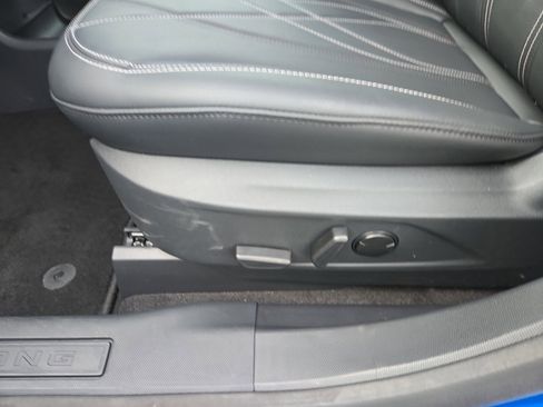 Certified 2025 Ford Mustang Mach-E Select w/ Comfort Package Lite image 12