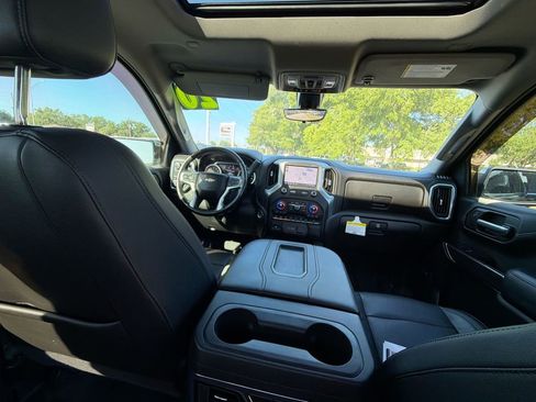 Used 2020 Chevrolet Silverado 1500 LTZ w/ LTZ Plus Package AWD/4WD image 12