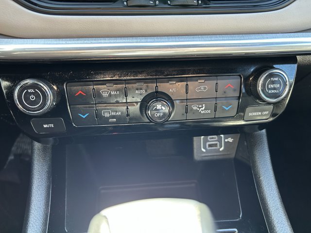 Used 2023 Jeep Compass Limited AWD/4WD image 14