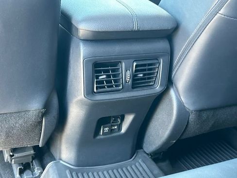 Certified 2021 Toyota RAV4 XLE Premium AWD/4WD image 40