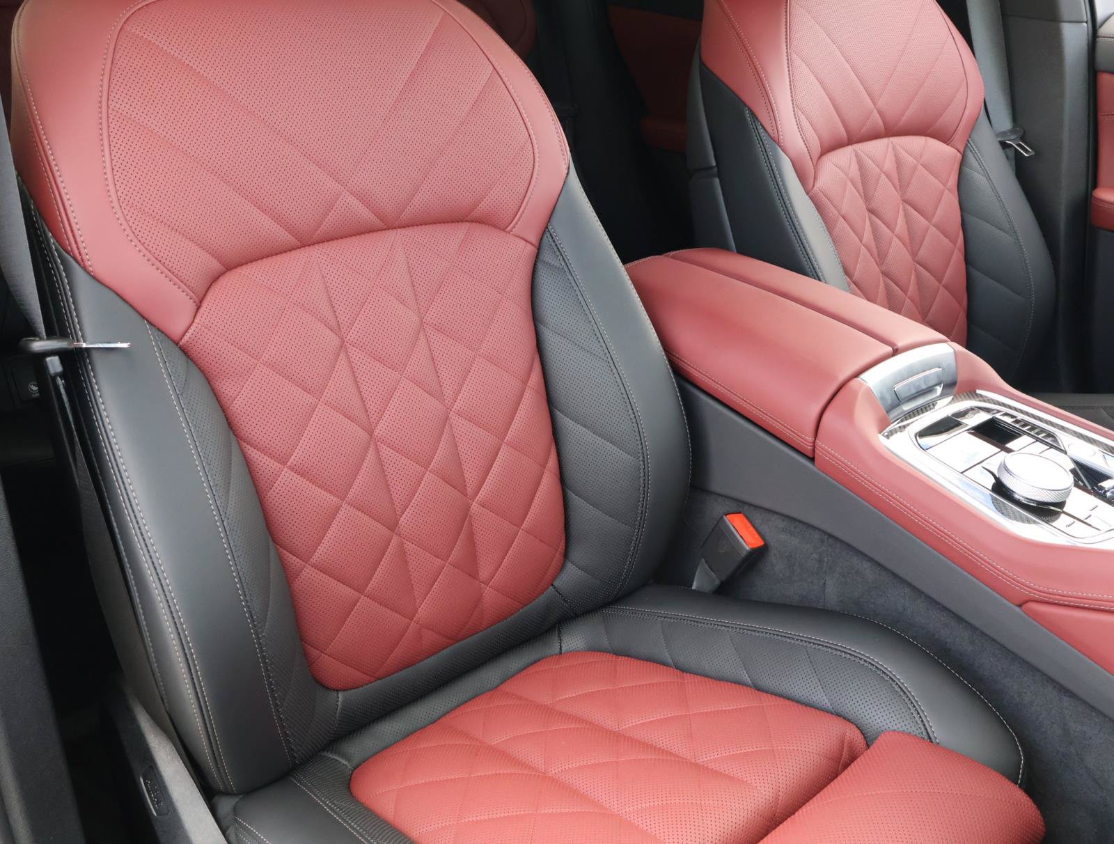 Used 2025 BMW X6 M60i w/ Executive Package AWD/4WD image 18