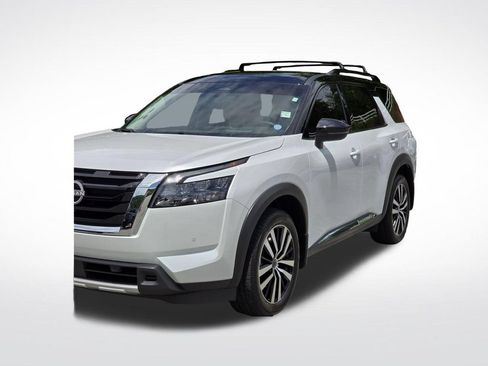 Used 2025 Nissan Pathfinder Platinum AWD/4WD image 52