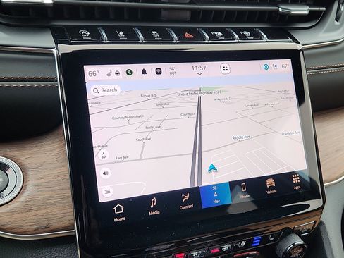 Used 2022 Jeep Grand Cherokee Summit w/ Adv Protech Group IV image 18