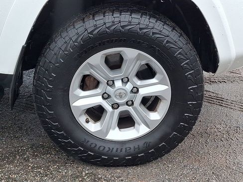 Used 2014 Toyota 4Runner SR5 Premium AWD/4WD image 11