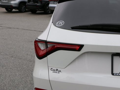 Used 2024 Acura MDX FWD image 6