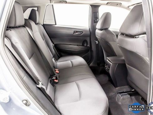 Used 2024 Toyota Corolla Cross LE w/ Moonroof Package image 34