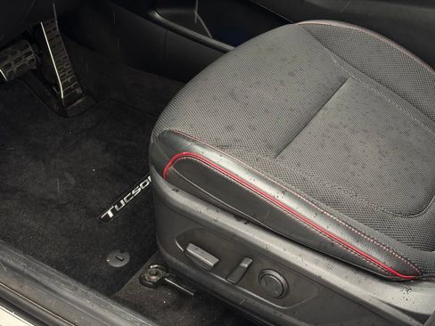 Used 2024 Hyundai Tucson N Line image 15