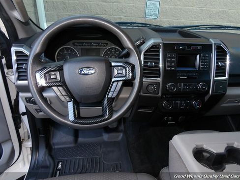 Used 2015 Ford F150 XLT AWD/4WD image 15