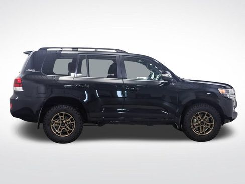 Used 2021 Toyota Land Cruiser Heritage Edition AWD/4WD image 6