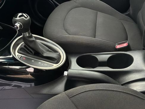 Used 2015 Kia Soul ! w/ Sun & Sound Package image 14