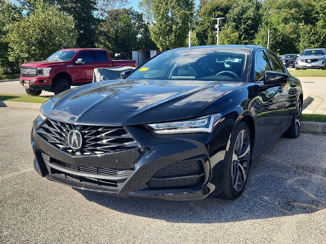 Used 2024 Acura TLX w/ Technology Package FWD image 3