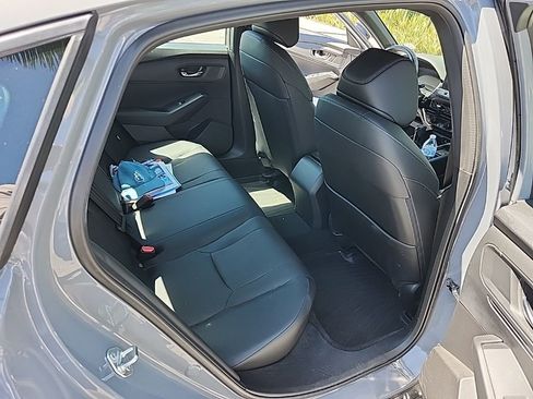 Used 2023 Honda Accord Sport image 11