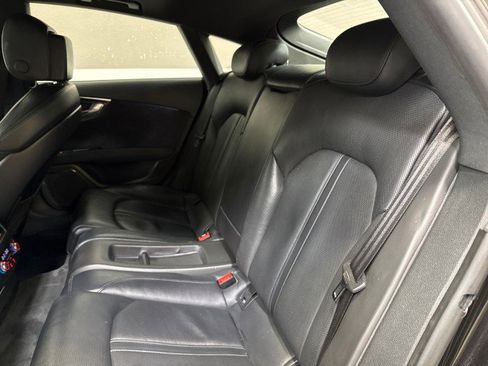 Used 2016 Audi RS 7 Prestige w/ Driver Assistance Package image 42