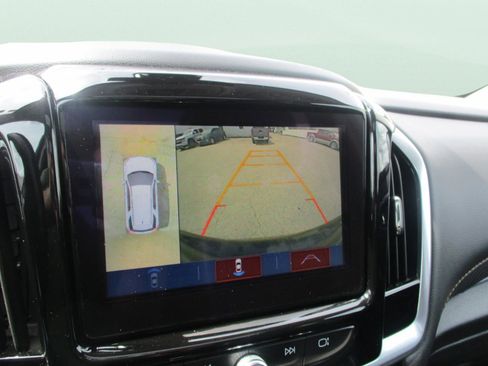 Used 2019 Chevrolet Traverse Premier w/ Redline Edition AWD/4WD image 38