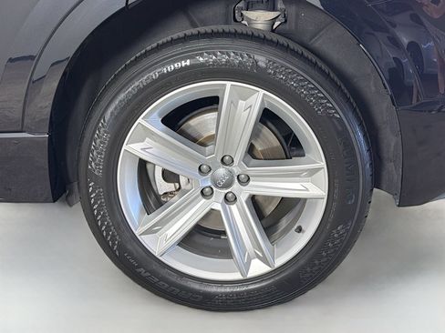 Used 2019 Audi Q8 Premium w/ Convenience Package AWD/4WD image 32