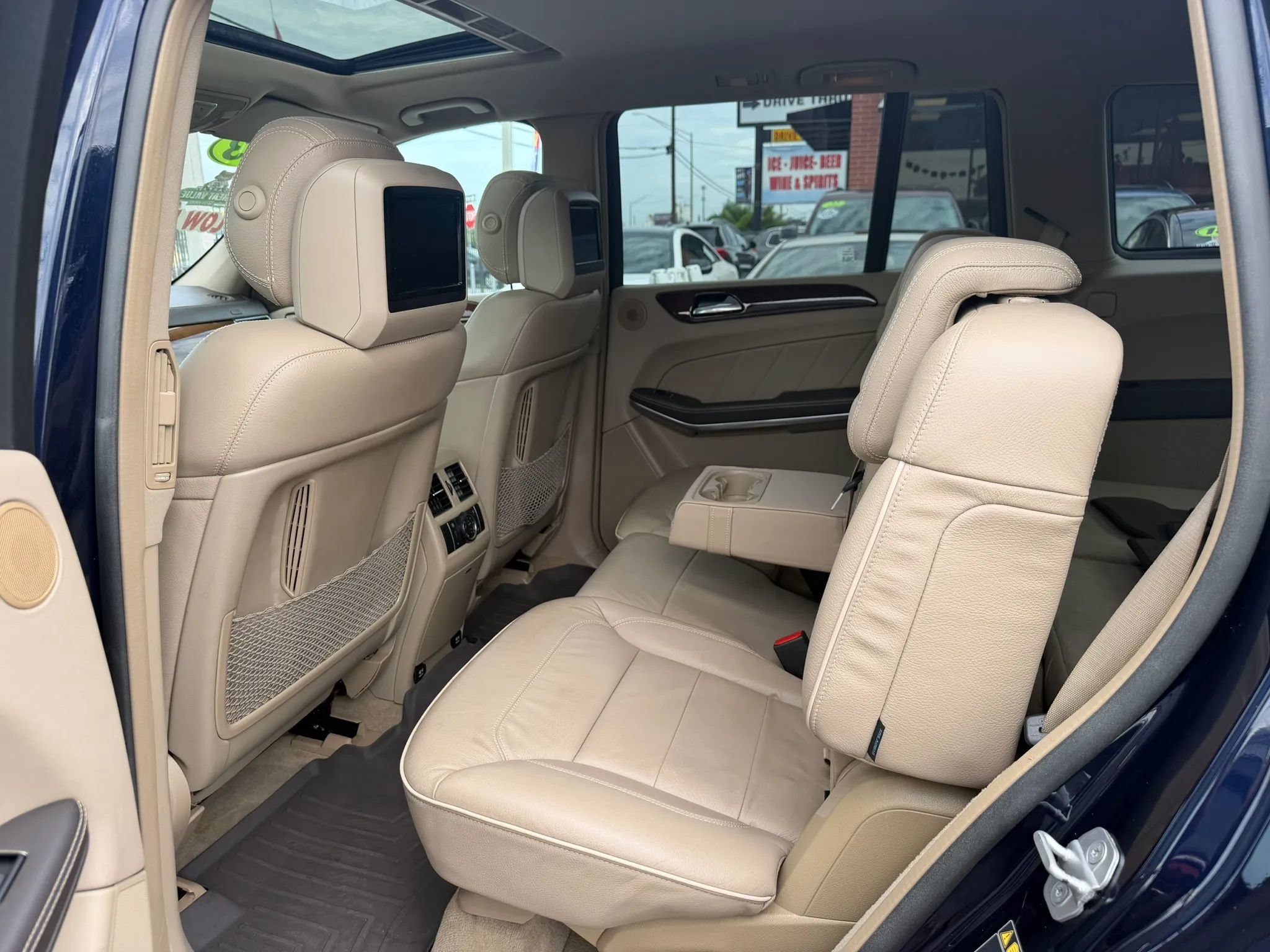Used 2013 Mercedes-Benz GL 450 4MATIC image 15