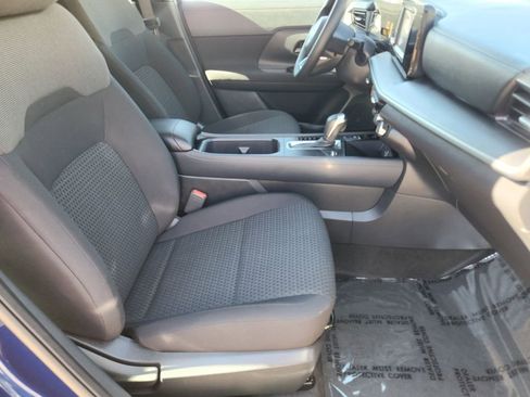 Certified 2025 Nissan Kicks S image 14