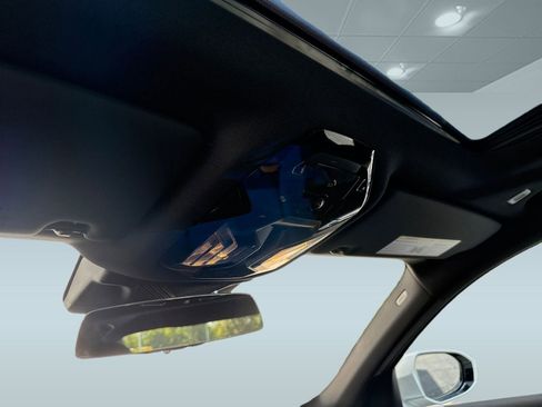 Used 2026 BMW 530i 530i w/ Premium Package image 19