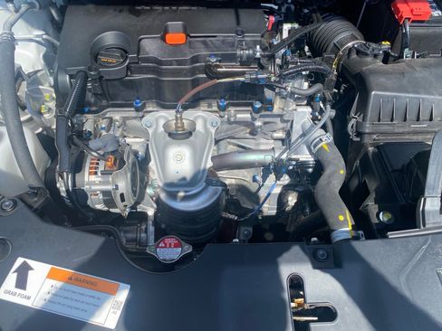 Certified 2025 Honda HR-V Sport image 20