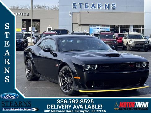 Used 2021 Dodge Challenger R/T Scat Pack image 1