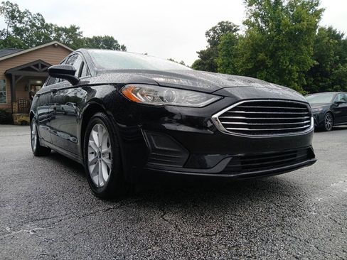 Used 2020 Ford Fusion SE FWD image 6