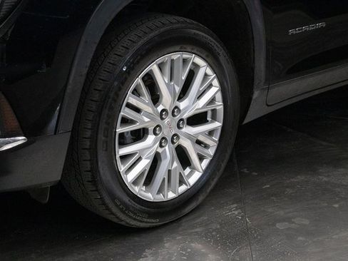 Used 2024 GMC Acadia Elevation image 7