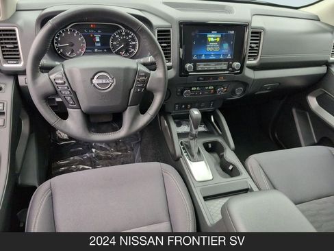 Used 2024 Nissan Frontier SV w/ SV Convenience Package image 13