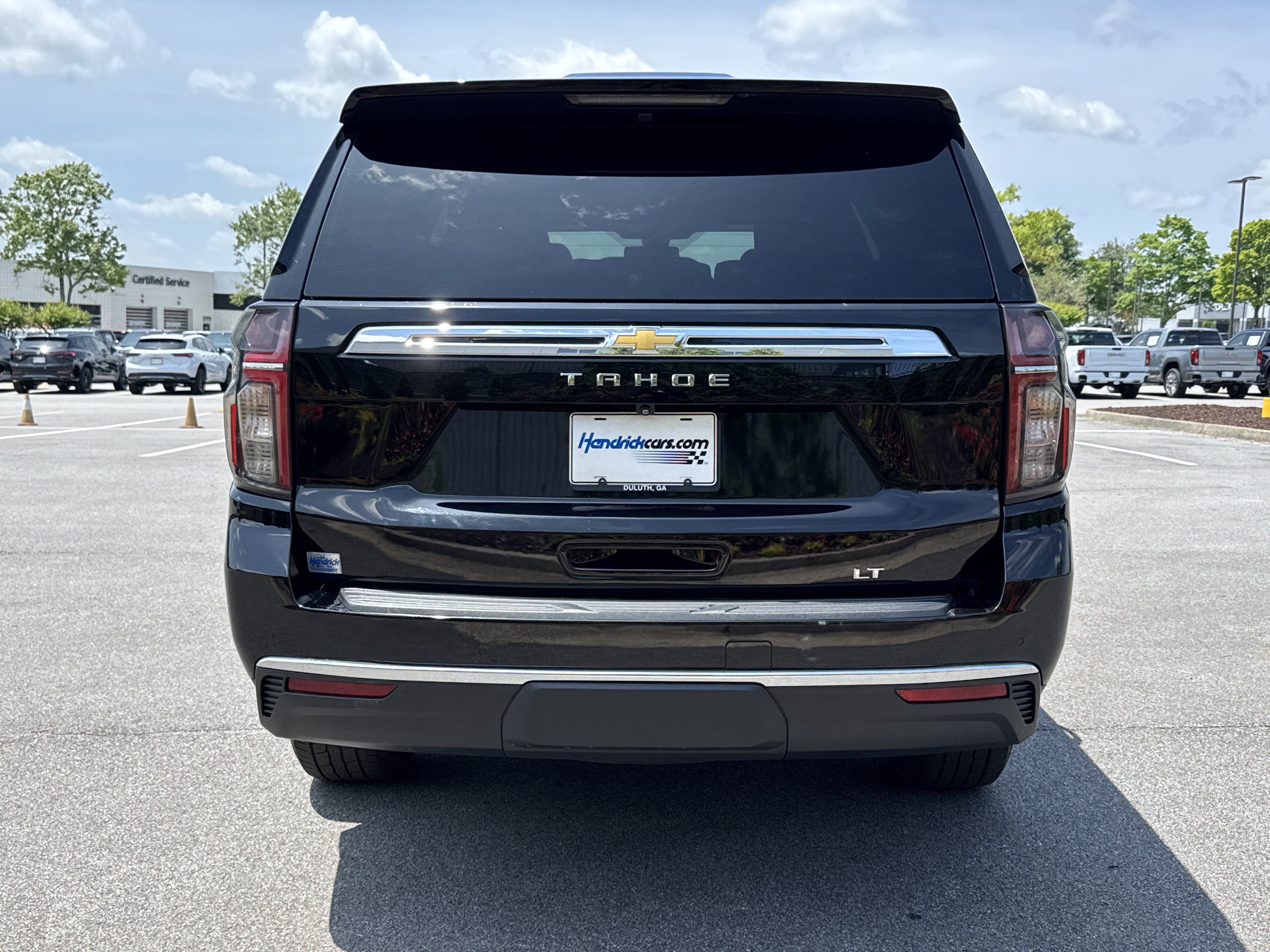 Used 2022 Chevrolet Tahoe LT w/ Luxury Package AWD/4WD image 9