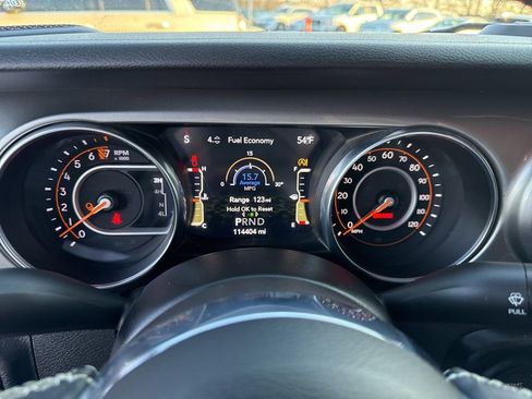 Used 2020 Jeep Gladiator Overland image 34