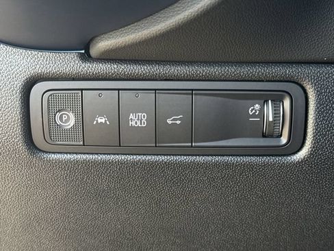 New 2026 Chevrolet Equinox EV LT AWD/4WD image 17