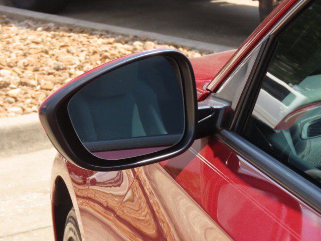 Used 2018 Honda Accord LX image 15