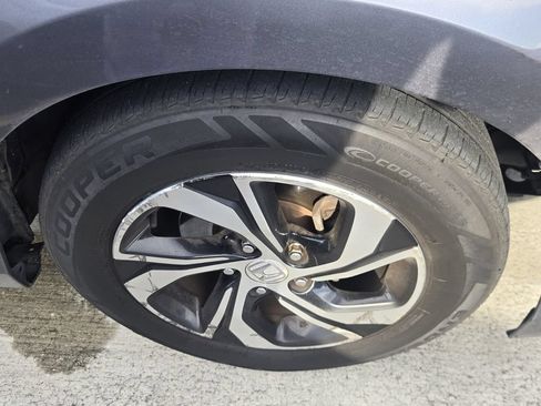 Used 2017 Honda Accord LX image 9