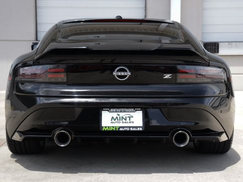 Used 2024 Nissan Z Sport w/ Floor Mat Package RWD image 12