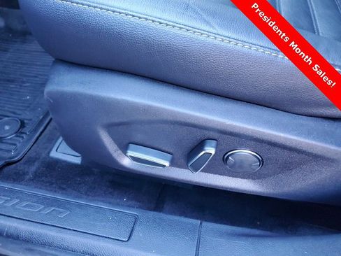 Used 2018 Ford Fusion Energi SE image 21