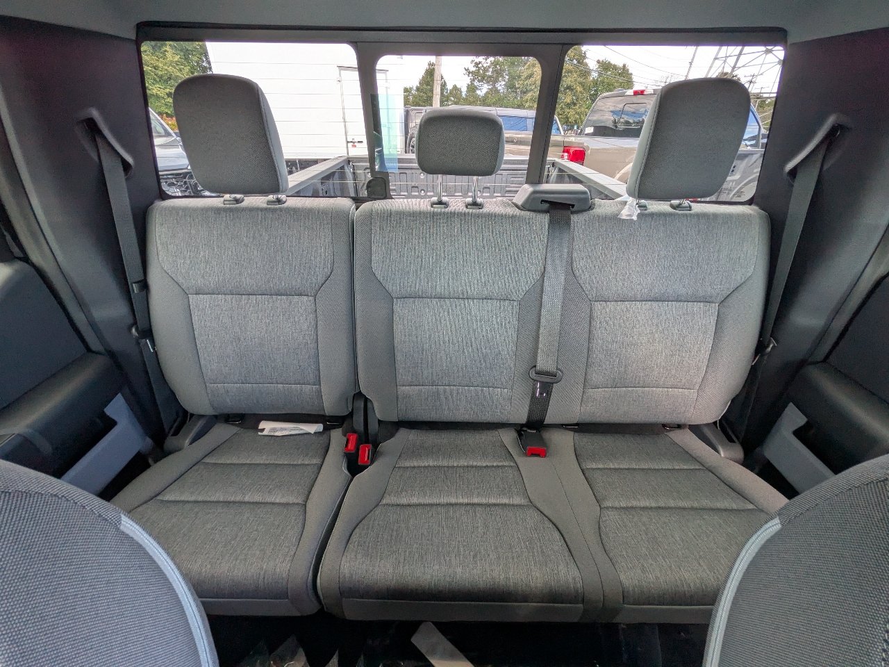 New 2027 Ford F250 XL w/ STX Appearance Package AWD/4WD image 13