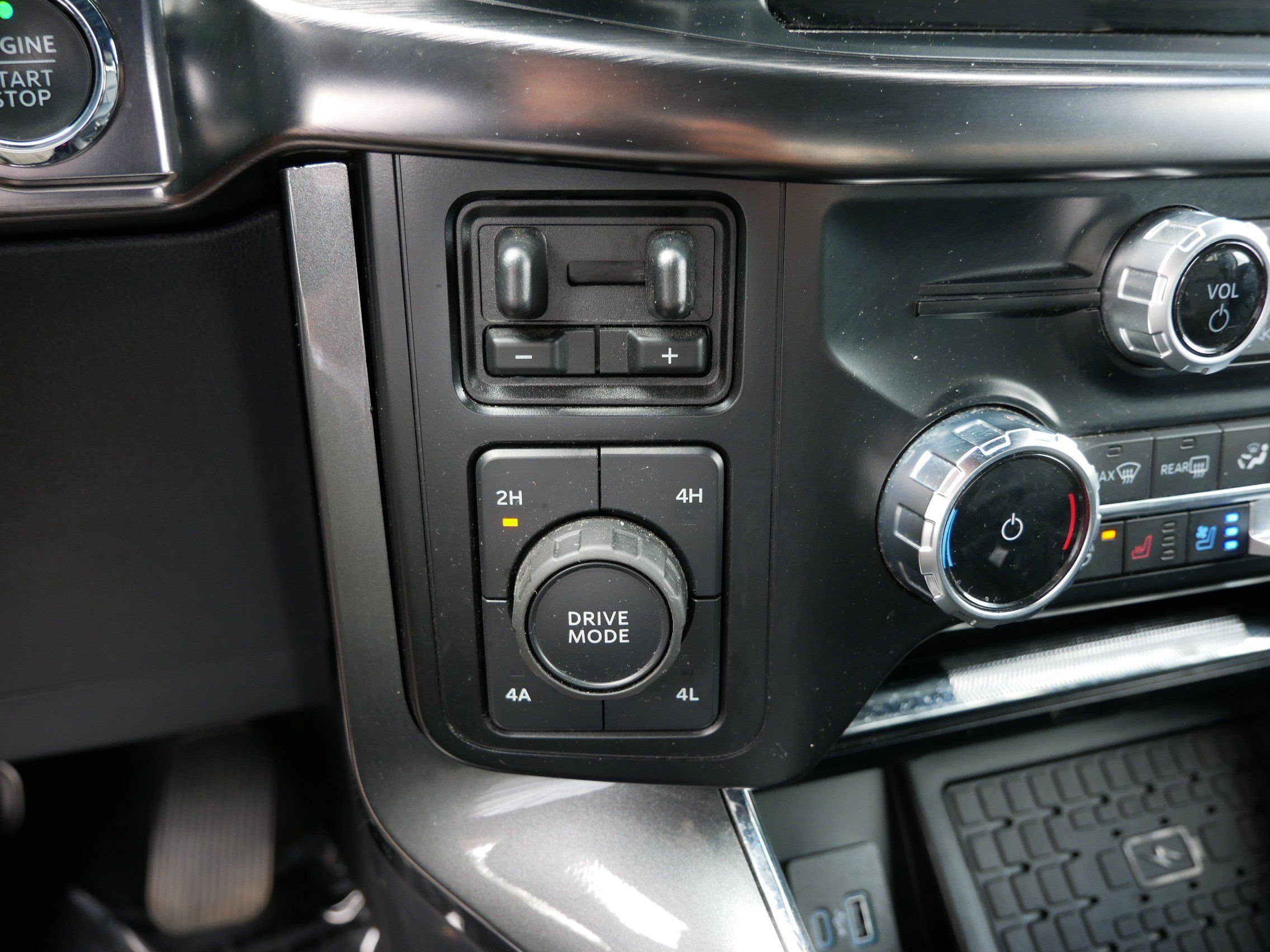 Used 2023 Ford F150 Lariat w/ Equipment Group 502A High AWD/4WD image 31