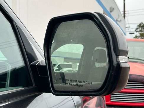 Used 2022 Toyota Tundra Limited image 12