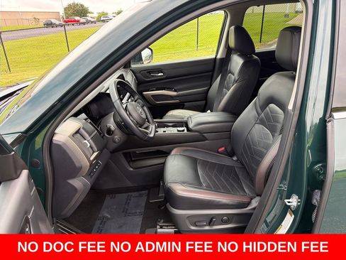 Used 2023 Nissan Pathfinder Platinum AWD/4WD image 12