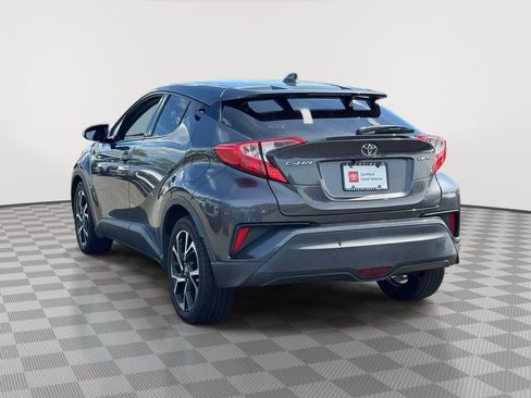 Used 2019 Toyota C-HR Limited FWD image 6