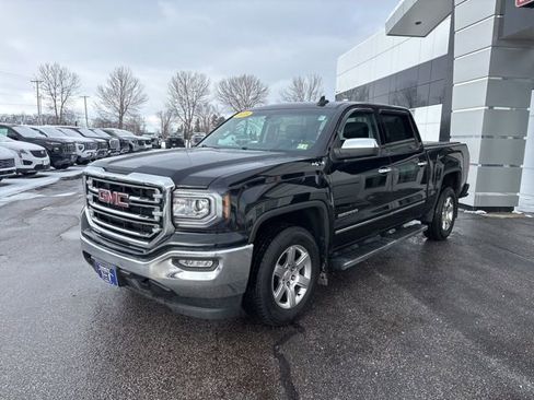 Certified 2018 GMC Sierra 1500 SLT image 3