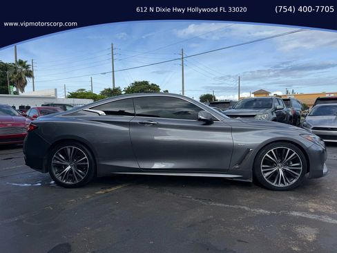 Used 2018 INFINITI Q60 3.0t Luxe image 7