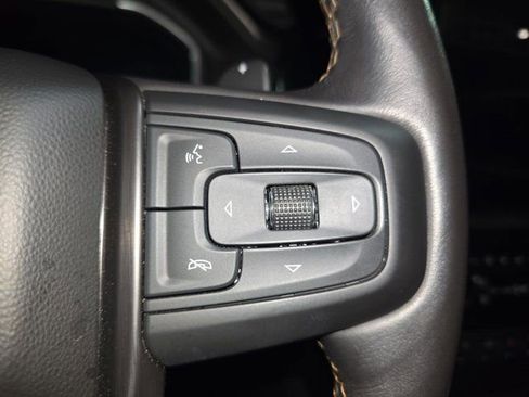 Used 2023 GMC Sierra 1500 AT4 w/ AT4 Premium Package image 17